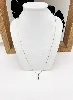 collier or pendentif rectangulaire orné d'1 ligne de diamants noirs et 1 ligne de diamants blancs or 750 millième (18 ct) 2,09g