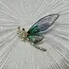 broche broche libellule blue pavé d'oxydes en métal doré t5 x 5,3 cm