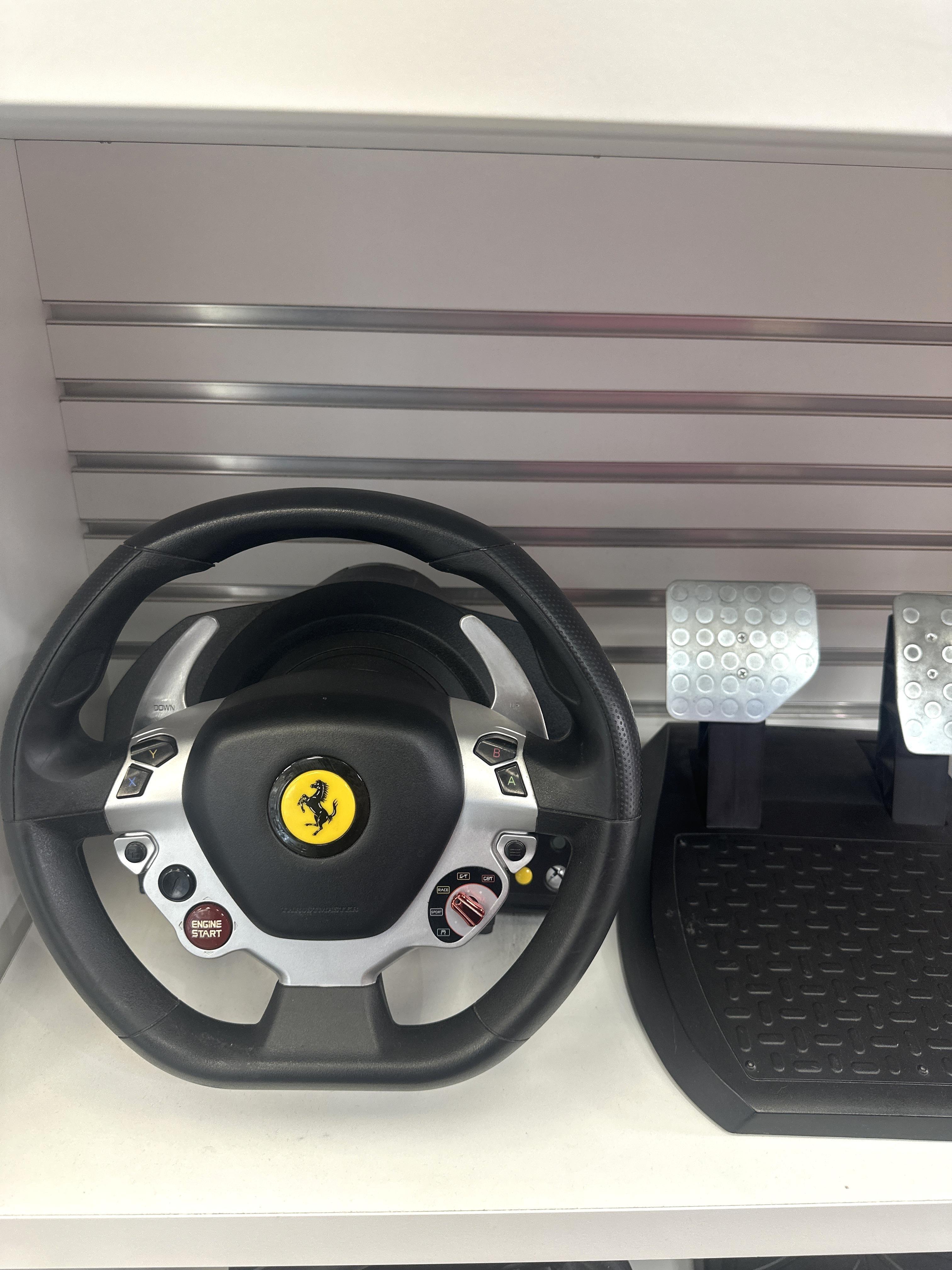 Volant Thrustmaster TX Racing Wheel Ferrari 458 Italia Edition PC et Xbox One