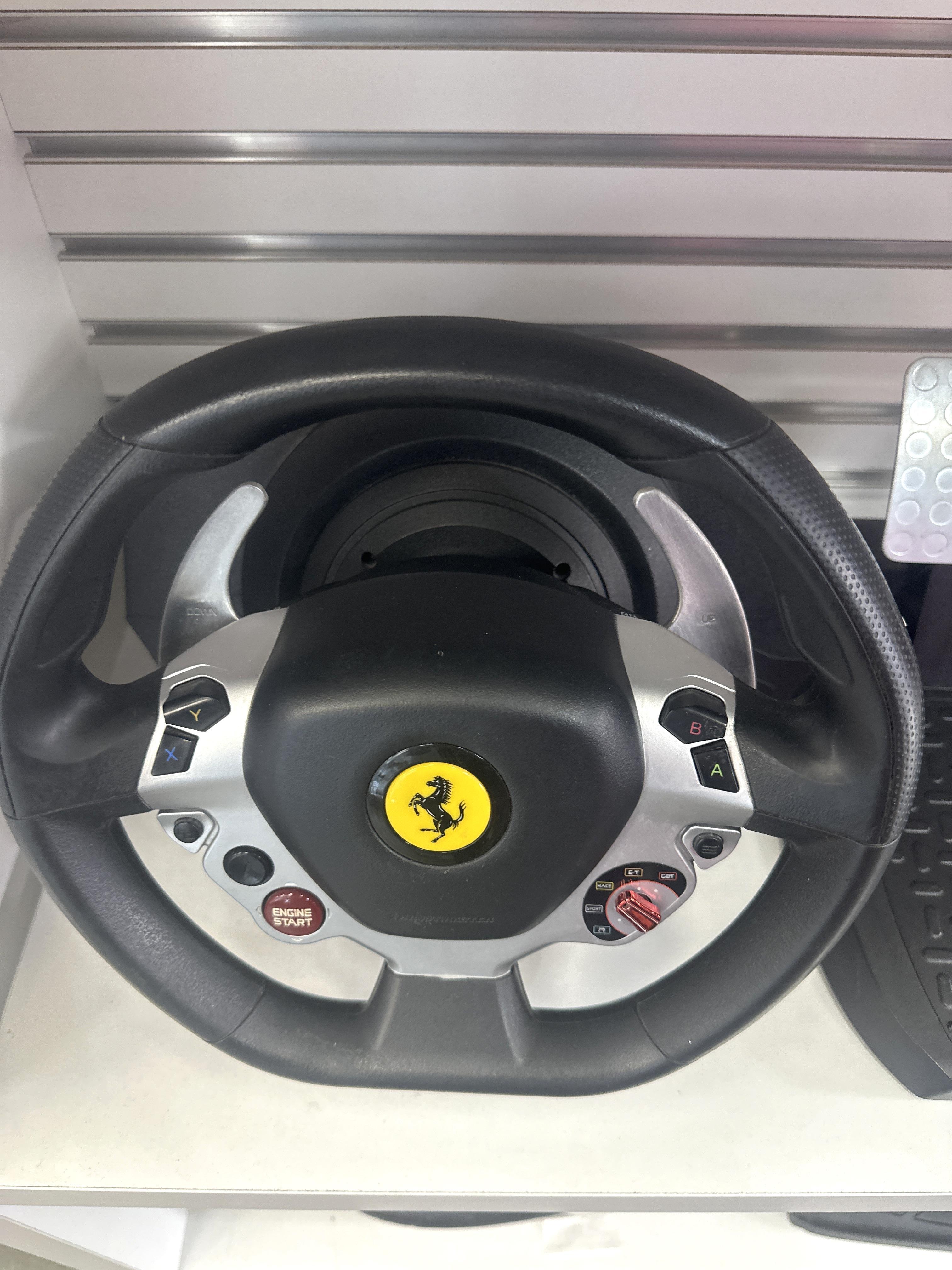 Volant Thrustmaster TX Racing Wheel Ferrari 458 Italia Edition PC et Xbox One