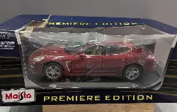 maisto porshe panamera turbo red 1:18