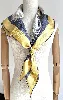 foulard/carré de soie christian dior fond jaune et bleu marine