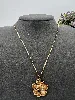 31219645 collier chaîne avec pendentif fleur en acier doré