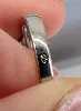bague or blanc centrée d'une pastille pavée de 9 diamants d'environ 0,52ct or 750 millième (18 ct) 5,23g