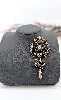 broche style métaillon vintage métal couleur bronze ornée de perles et strass