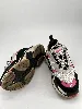 baskets balenciaga modèle triple s blanc noir et rose