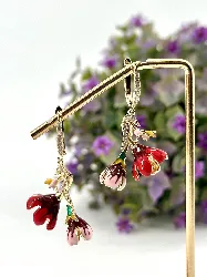 boucles d'oreilles creoles fleurs en émail rouge et rose