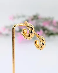 boucles d'oreilles demi-créoles torsadées or 750 millième (18 ct) 4,31g