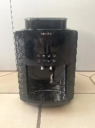 machine à café automatique krups espresso broyeur et mousseur à lait yy4147fd noir
