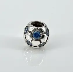 pandora charm argent rond avce zircon bleu  argent 925 millième (22 ct) 2,81g