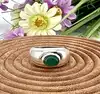 bague en argent avec une pierre verte t51 argent 925 millième (22 ct) 6,95g