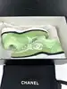 baskets chanel cc en suède et toile matelassé vert clair