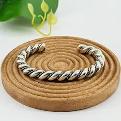bracelet jonc ouvert torsadé argent 925 millième (22 ct) 54,26g