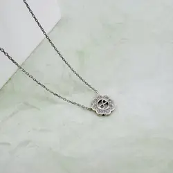 collier avec pendentif fleur orné d'un symbole infini et serti d'oxydes argent 925 millième (22 ct) 3,88g