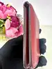 portefeuille louis vuitton multiple pour homme en cuir rouge