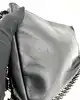 sac porté épaule paco rabanne en cuir lisse noir avec anse à disques métalliques