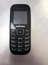 samsung gt-e1200 - téléphone de service - écran lcd - 128 x 128 pixels - noir