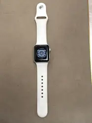 apple watch series 3 (gps, 38mm) boîtier en aluminium argent - bracelet sport blanc