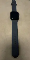 apple watch series 8 gps, boîtier aluminium minuit 45mm avec bracelet sport minuit