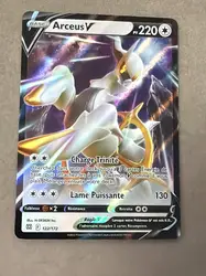 carte pokémon arceus v 122/196