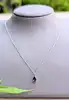collier en or blanc avec pendentif saphir en forme de goutte or 750 millième (18 ct) 1,57g