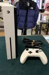 console microsoft xbox one s 1to blanche avec une manette