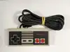 console nintendo entertainment system nes avec une manette