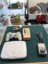 console sony playstation ps one psone avec une manette