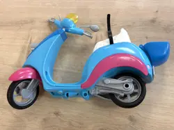 jouet scooter barbie mattel 2010