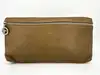 pochette / trousse longchamp en cuir grainé camel avec détails métalliques argentés