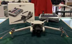 drone dji mini 3 avec télécommande écran intégré gris