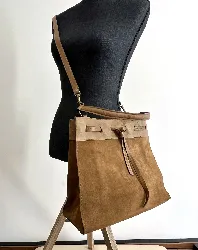 sac gérard darel modèle simone en cuir suédé marron