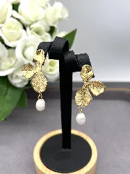 3120209 boucles d'oreilles pendantes feuille dorée avec perle synthétique acier pvd doré