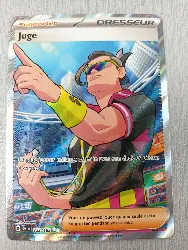 carte pokémon juge 222/182