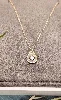 collier pendentif sur chaîne forçat menottes dinh van centré d'un diamant d'environ 0,08ct or 750 millième (18 ct) 2,09g