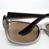 lunettes de soleil gucci gg 2995/s ornées du logo gucci avec des verres marron clair
