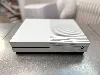 console microsoft xbox one s 500go avec une manette