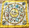 foulard / carré 90 hermès les emblèmes de l'europe en soie couleur jaune et blanche