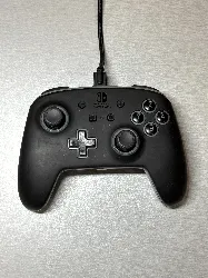 manette powera filaire noir bensussen deutsch & associates pour nintendo switch