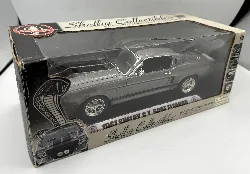shelby mustang gt350h blanc bandes or - boite carton légèrement endommagée 1966 1/18 shelby collectible