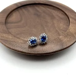 13006540 boucles d'oreilles motif pierre bleue entourée d'oxydes argent 925 millième (22 ct) 2,07g argent 925 millième (22 ct) 2,0