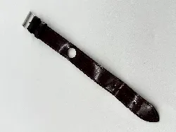 bracelet montre pequignet sorella en cuir marron vernis