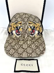 casquette gucci en toile gg supreme imprimé tigre