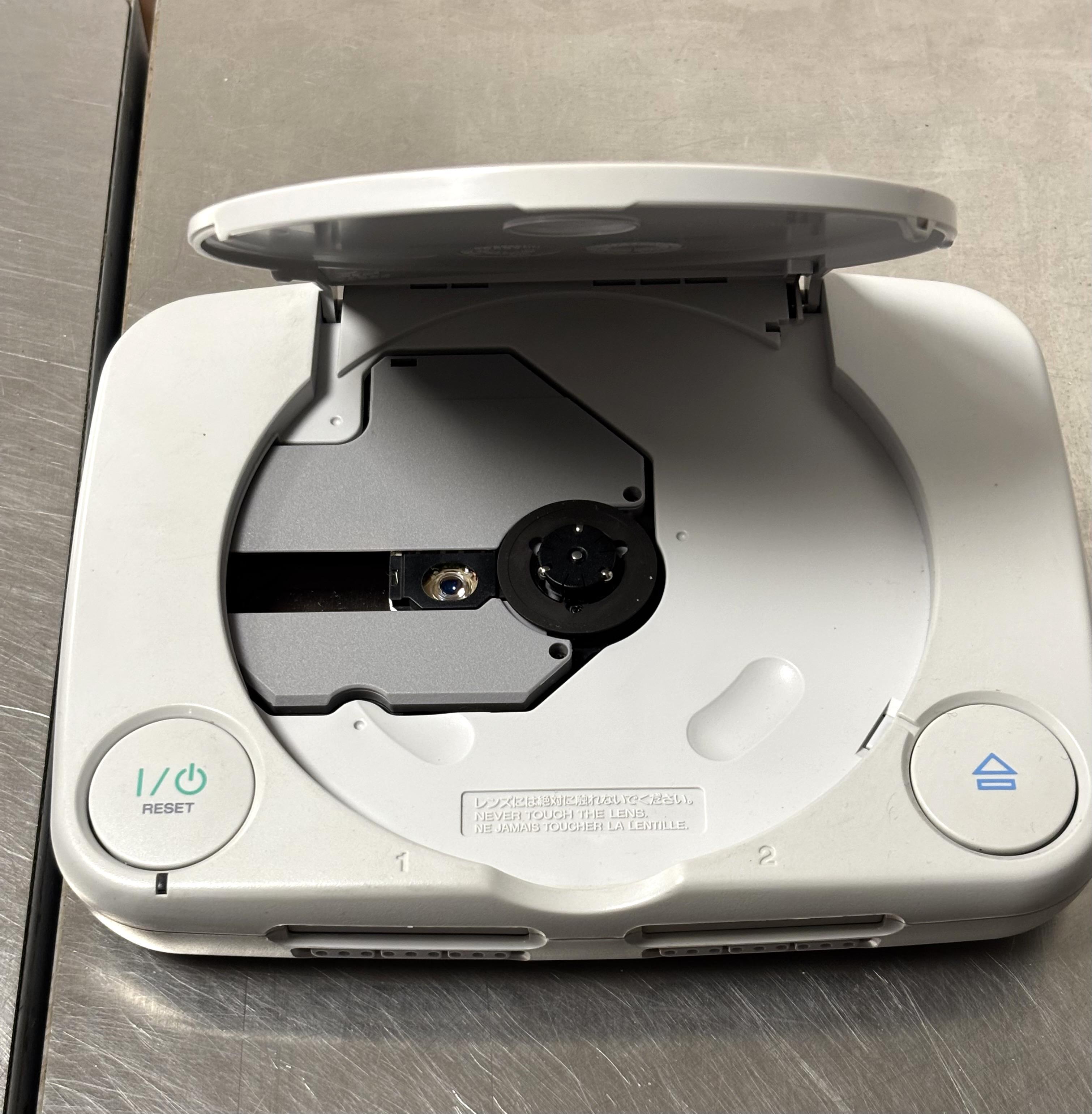 Console Sony Playstation Ps One PsOne avec une manette