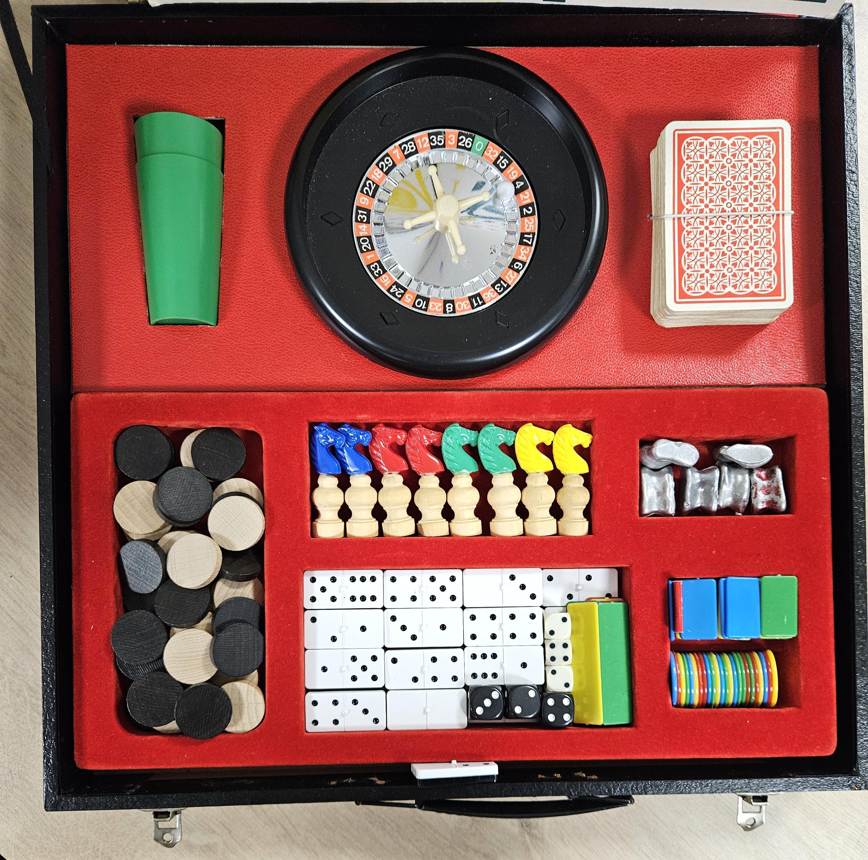 Malette en bois multi jeux - Vintage