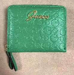 portefeuille guess vert monogramme