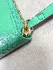 portefeuille guess vert monogramme
