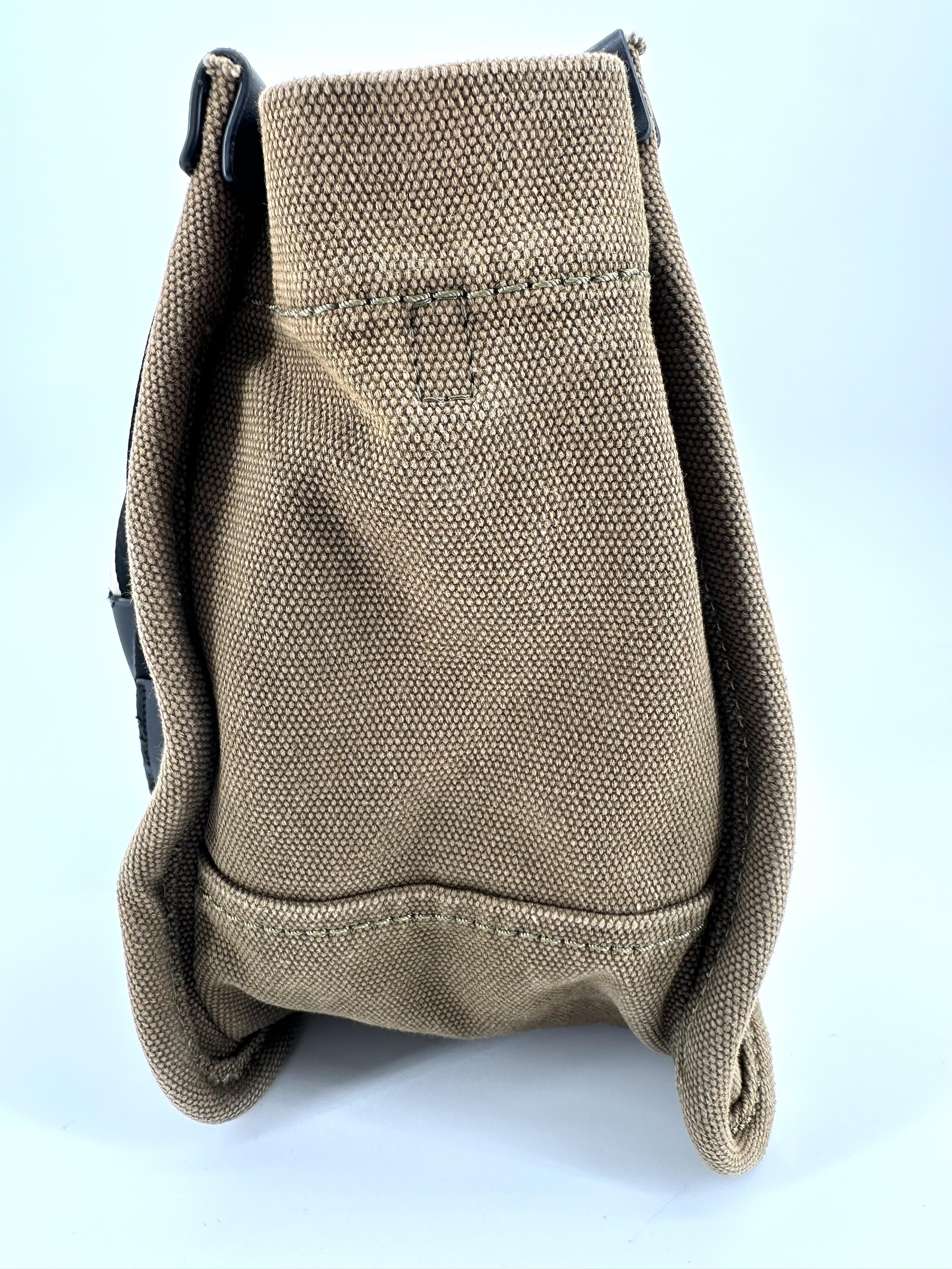 Sac Cabas Marc Jacobs en toile kaki et logo blanc 