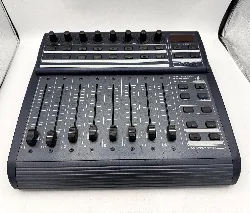 controleur midi behringer bcf2000