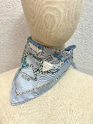 gavroche hermès carré 45 en soie tatersale en zig zag